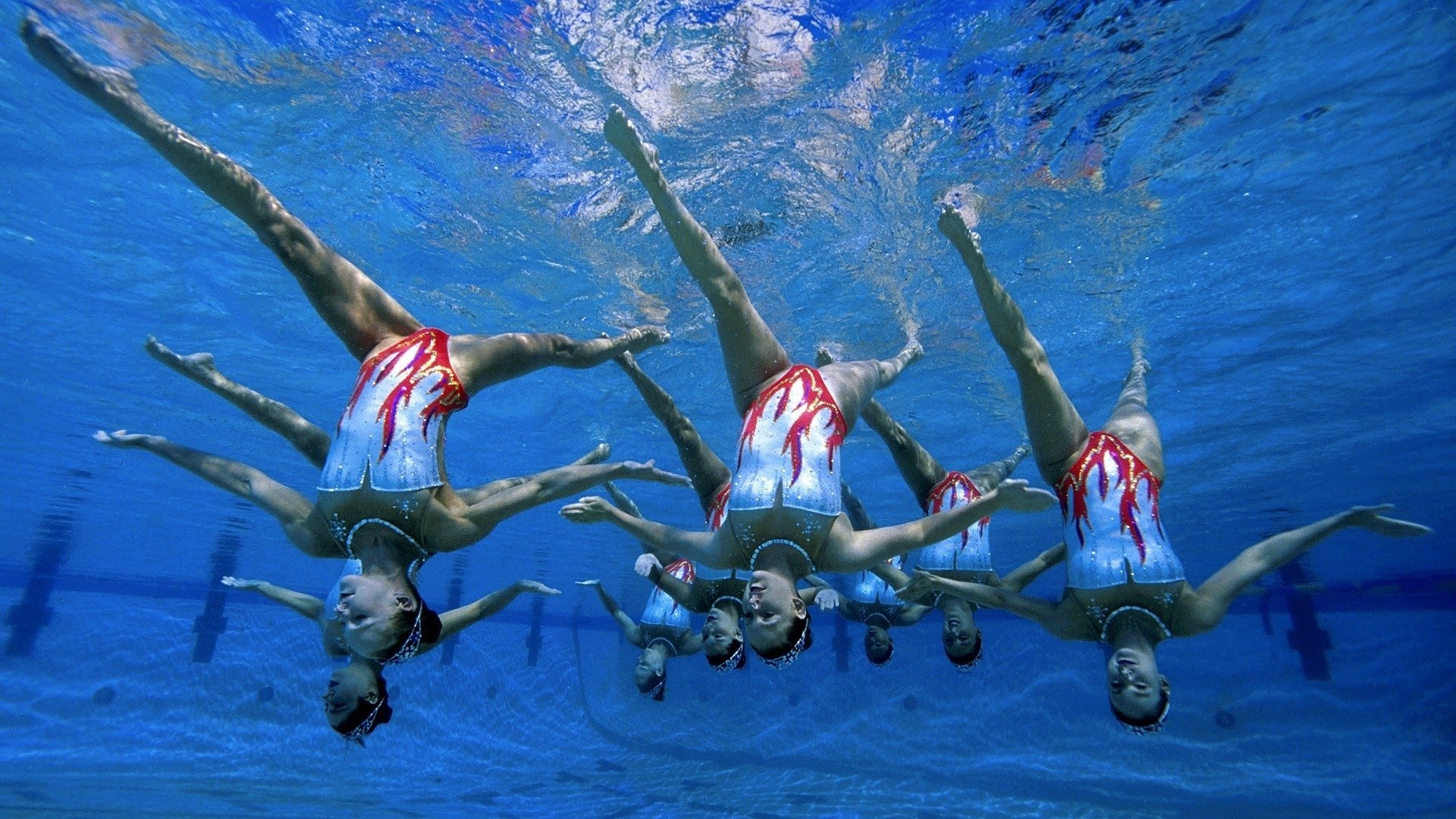 爱游戏体育产业解决方案-体育之夜，当鼓劲与遗憾交织，我们在等待下一个黎明